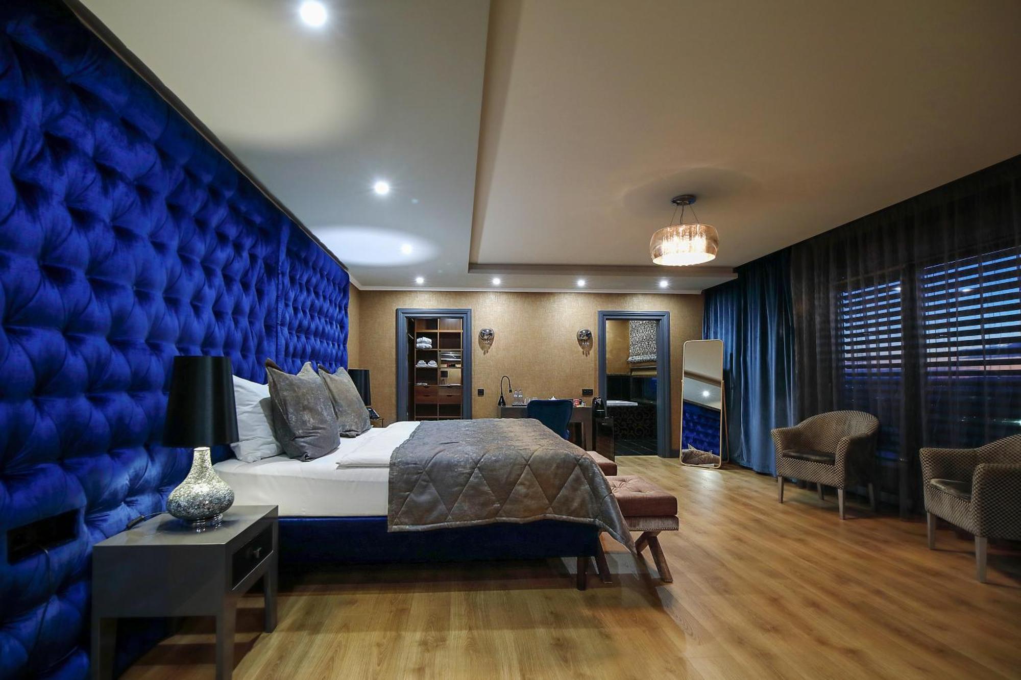 Hotel Zlaty Klucik - Golden Key With Luxury Spa Nitra Eksteriør billede
