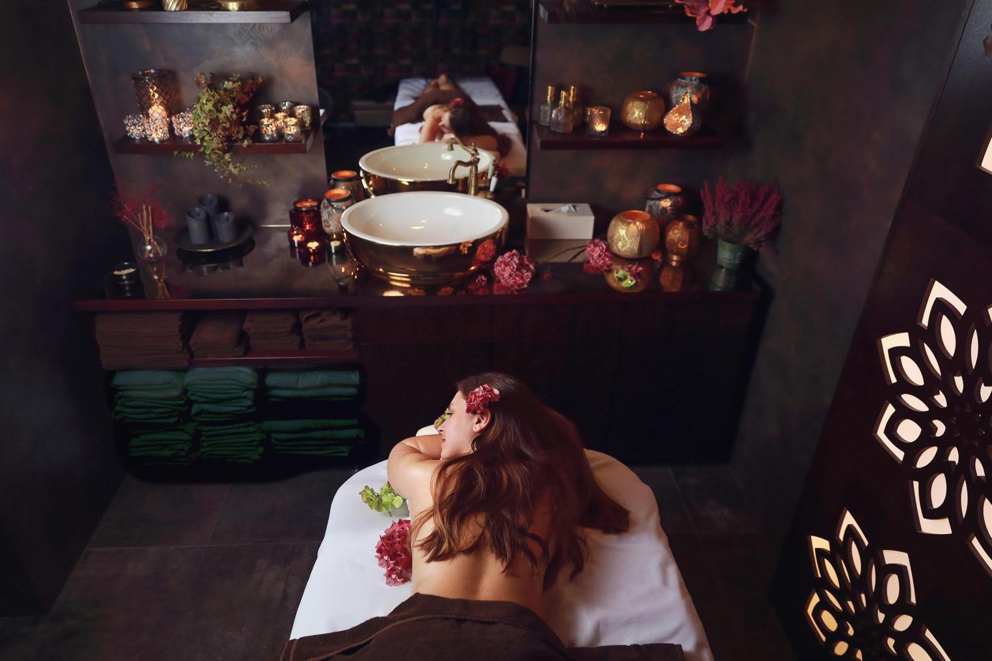 Hotel Zlaty Klucik - Golden Key With Luxury Spa Nitra Eksteriør billede
