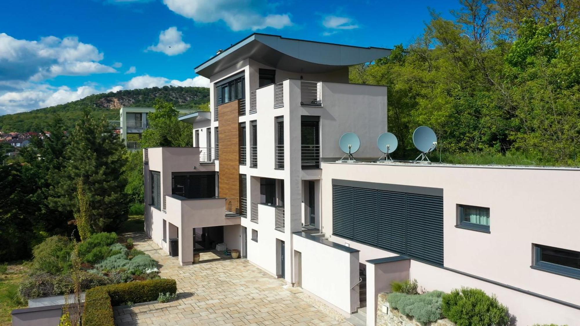 Hotel Zlaty Klucik - Golden Key With Luxury Spa Nitra Eksteriør billede